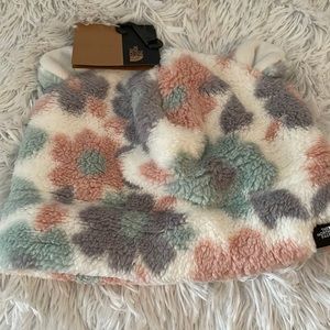 NWT The North Face Beanie Size s